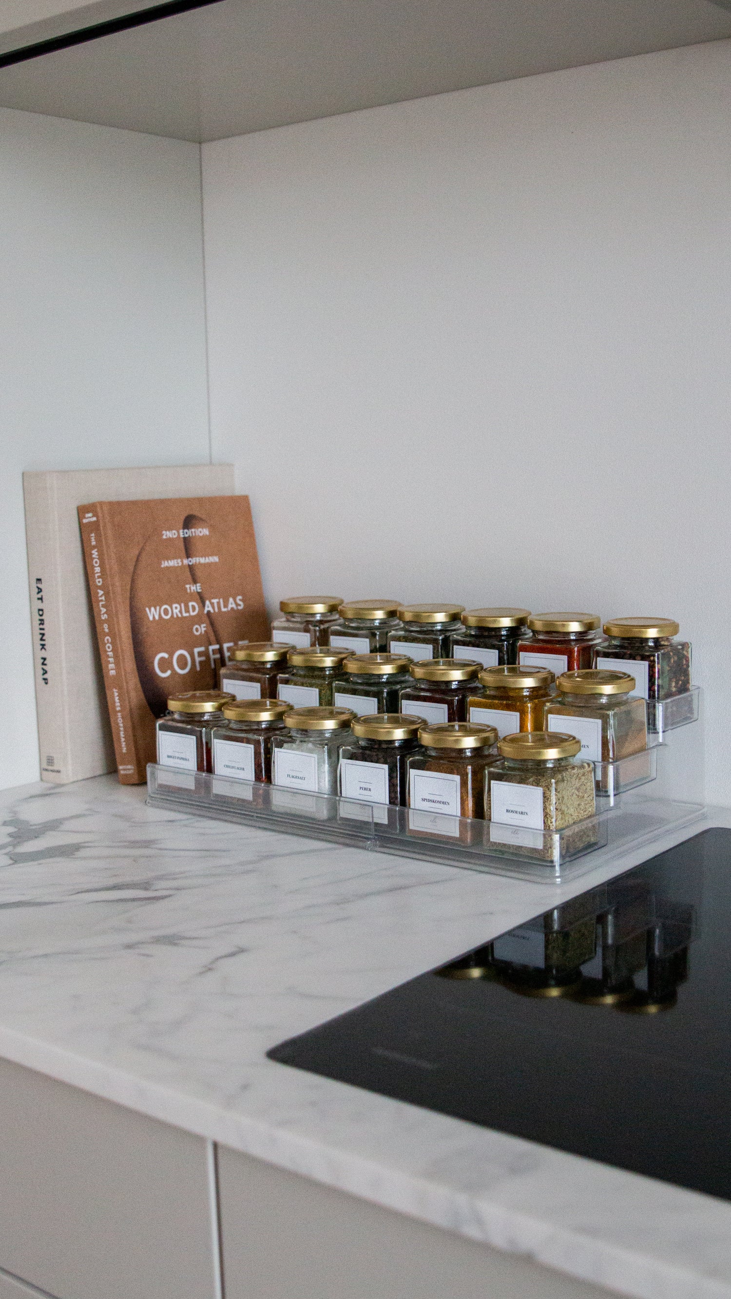 Krydderi holder til skab - sådan organiserer du krydderierne