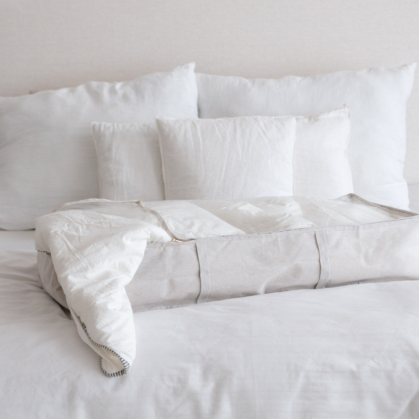 Under-bed storage bag - beige