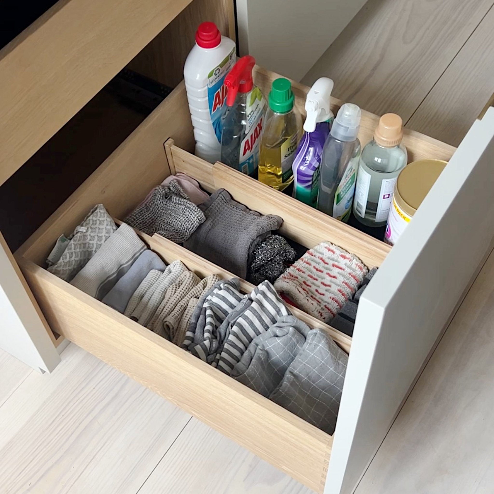 Drawer divider narrow