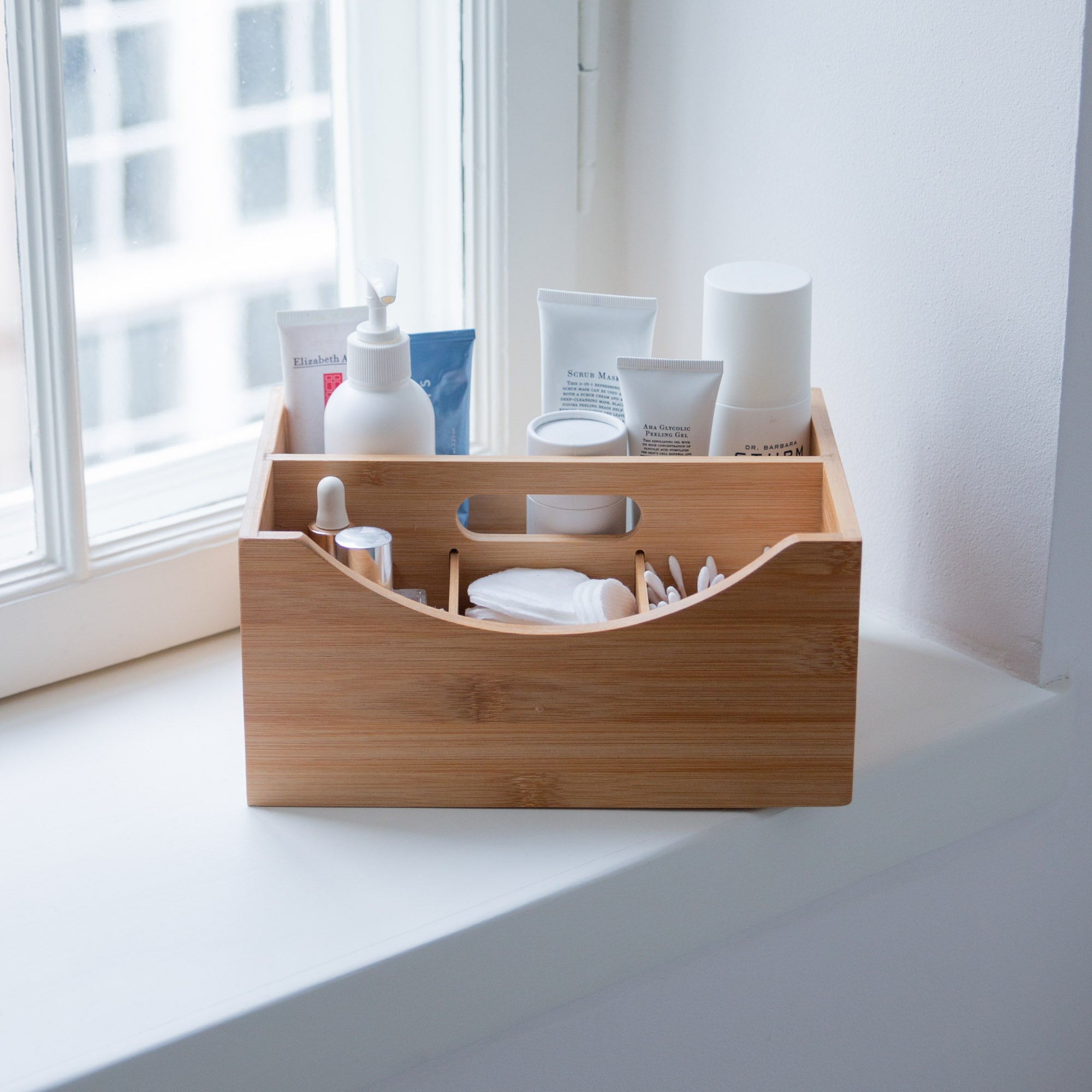 Make-up-Organizer mit Griff